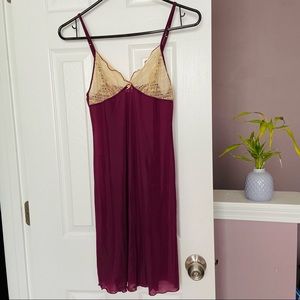 ❄️ Free w/ purchase! Intimissimi lace & sheer nightgown, XS